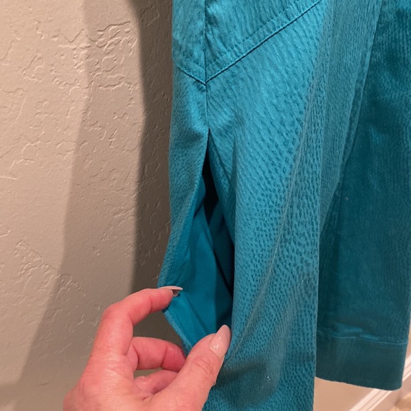 Dress - Picture 6 of 6